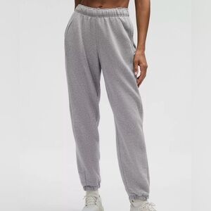 Lululemon Scuba Mid-Rise Jogger